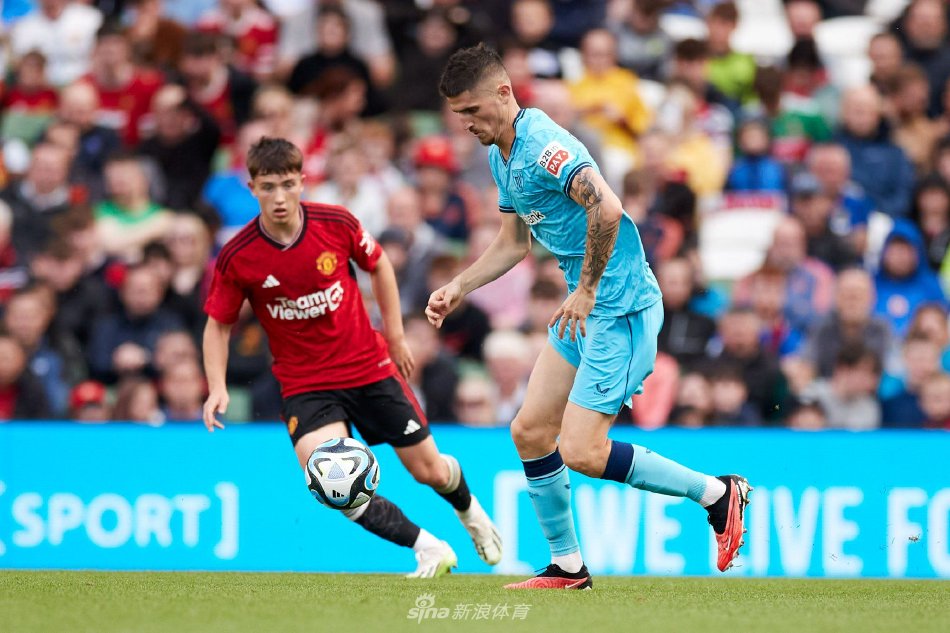 不仅展示了 不仅展示了